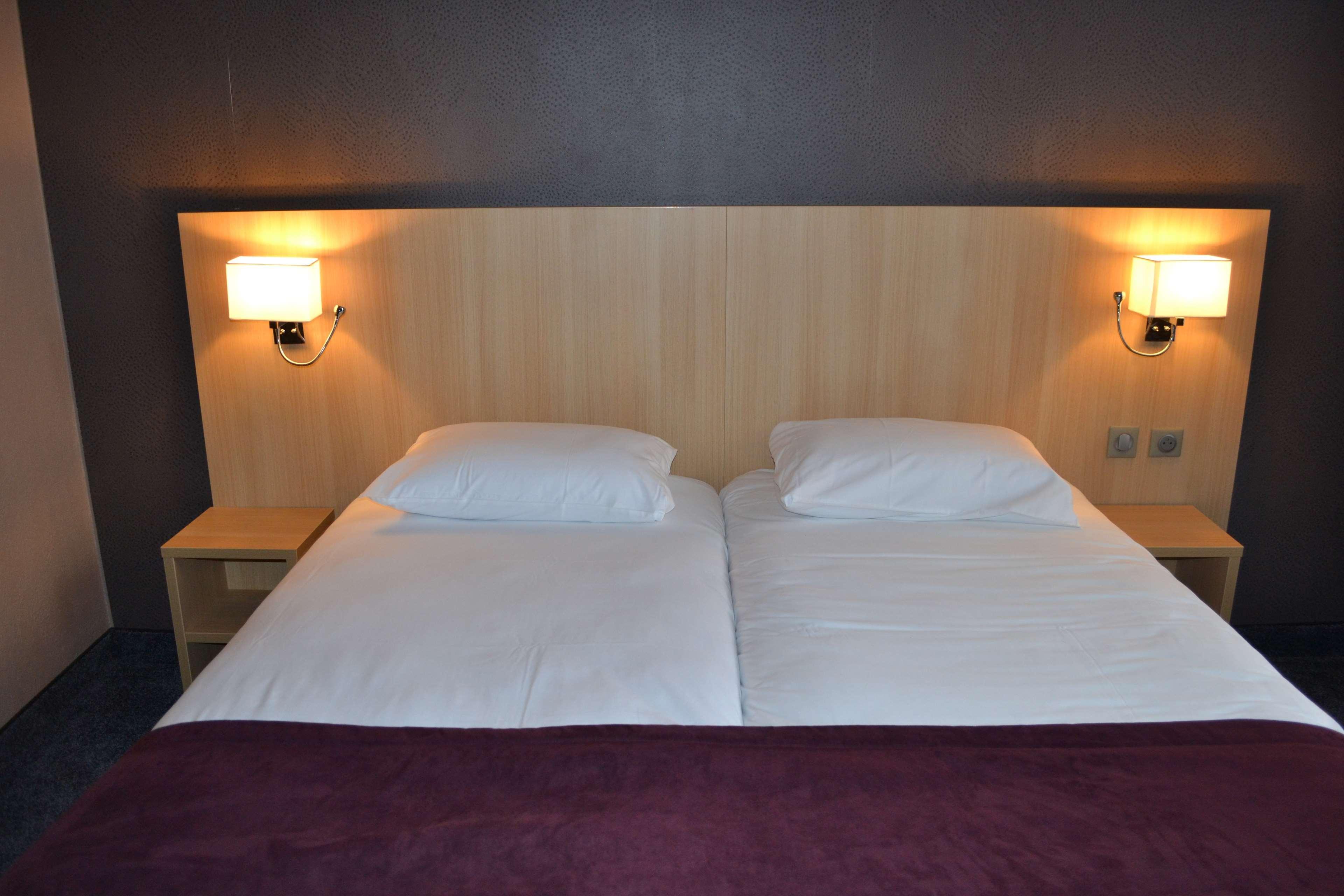 Hotel Europe And Spa Реймс Екстер'єр фото